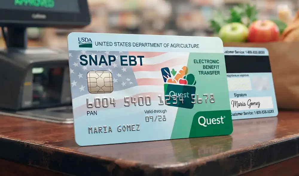 Entregarán tarjetas EBT con chip en Estados Unidos.