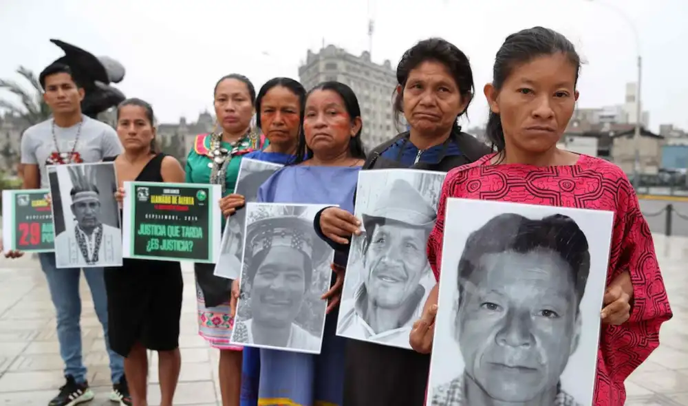 Las repercusiones del asesinato de un defensor ambiental perduran en el tiempo, afectando a las familias y comunidades. Viudas, huérfanos y desplazados enfrentan dificultades para reconstruir sus vidas. Las repercusiones del asesinato de un defensor ambiental perduran en el tiempo, afectando a las familias y comunidades. Viudas, huérfanos y desplazados enfrentan dificultades para reconstruir sus vidas.