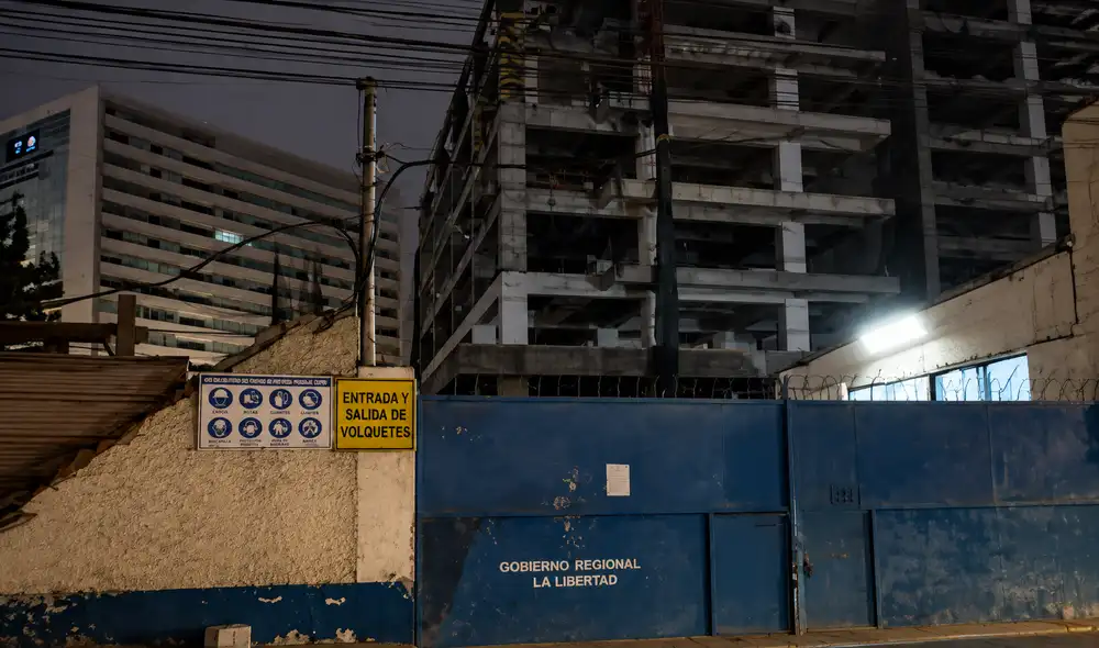La obra, cuyo costo asciende a S/ 161 millones, contará con 21 niveles y está prevista para finalizar en 2030, con más de S/ 102 millones desembolsados hasta la fecha.
