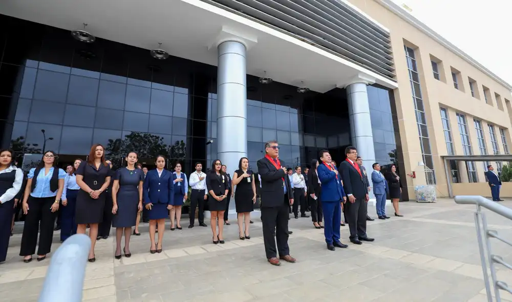Corte de Sullana realizó ceremonia por el Día del Himno Nacional. Foto: difusión.