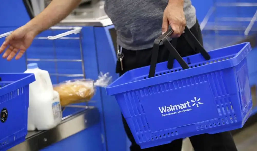 Mujer es arrestada dentro de un Walmart por realizar esta nueva modalidad de robo.