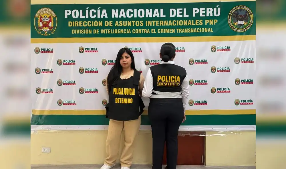 Peruana es expulsada de Chile junto a otros siete compatriotas. Peruana es expulsada de Chile junto a otros siete compatriotas.