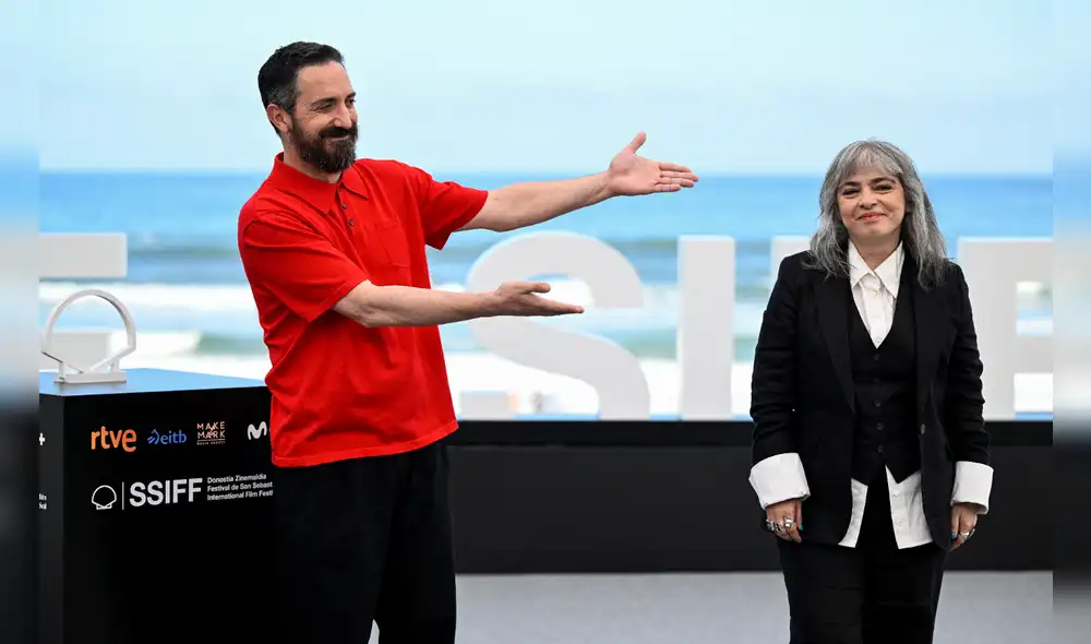 Pablo Larraín y Mariana Enriquez. Foto: AFP.