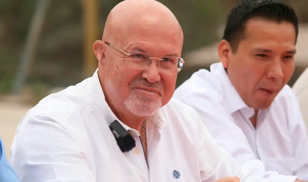 Carlos Bruce apunta contra el JNE por alcaldes que postulan como regidores