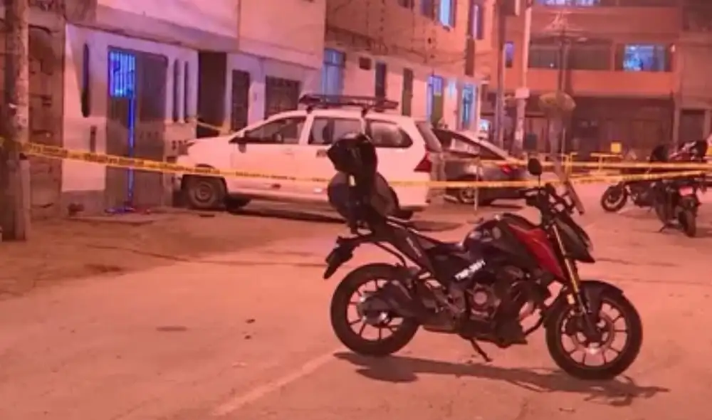 Una mujer de 32 años fue asesinada a balazos en Santa Anita mientras conversaba con su hija, en un caso que remueve la tranquilidad en la cooperativa Los Chancas.