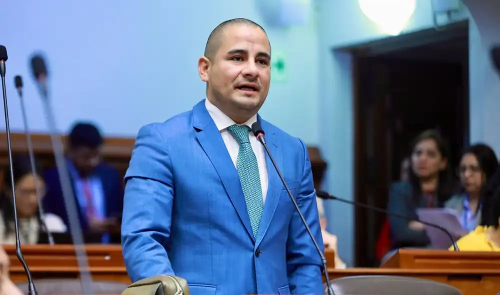 Fuerza Popular presenta dictamen en minoría sobre el pedido de facultades que se debatirá mañana en el Pleno Fuerza Popular presenta dictamen en minoría sobre el pedido de facultades que se debatirá mañana en el Pleno