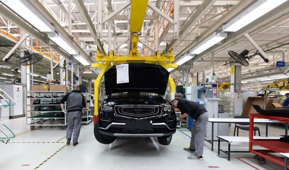 China propone nuevas normas de seguridad para automóviles que incluirán restricciones a manijas ocultas y pantallas plegables. China propone nuevas normas de seguridad para automóviles que incluirán restricciones a manijas ocultas y pantallas plegables.