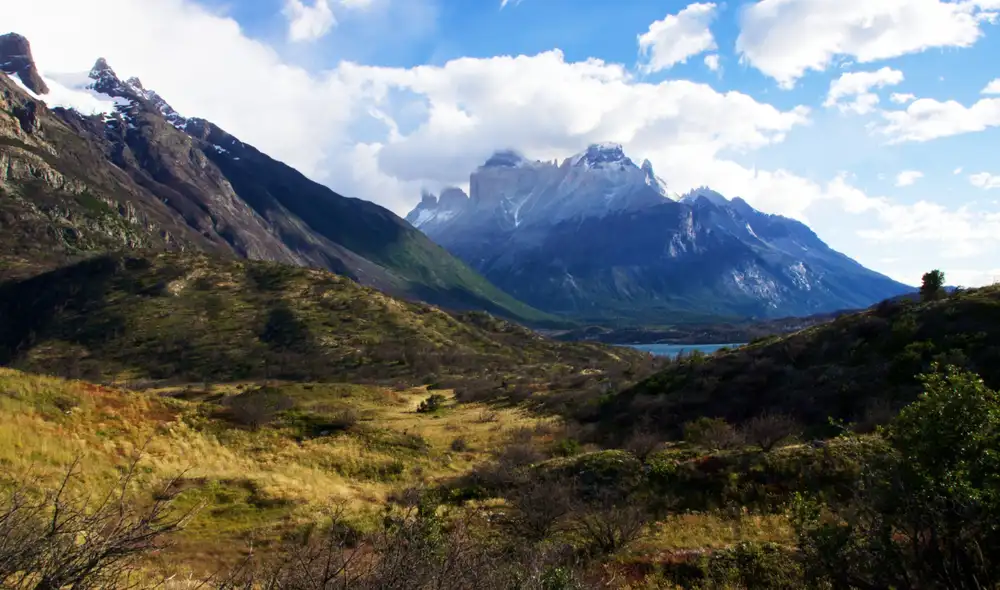 En 1902, la comunidad del Valle 16 de Octubre en Chubut protagonizó un episodio histórico que definió la frontera entre Argentina y Chile. En 1902, la comunidad del Valle 16 de Octubre en Chubut protagonizó un episodio histórico que definió la frontera entre Argentina y Chile.
