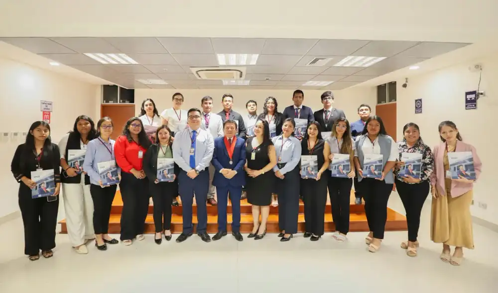 La ceremonia de bienvenida fue presidida por el titular de la Corte. Foto: difusión.