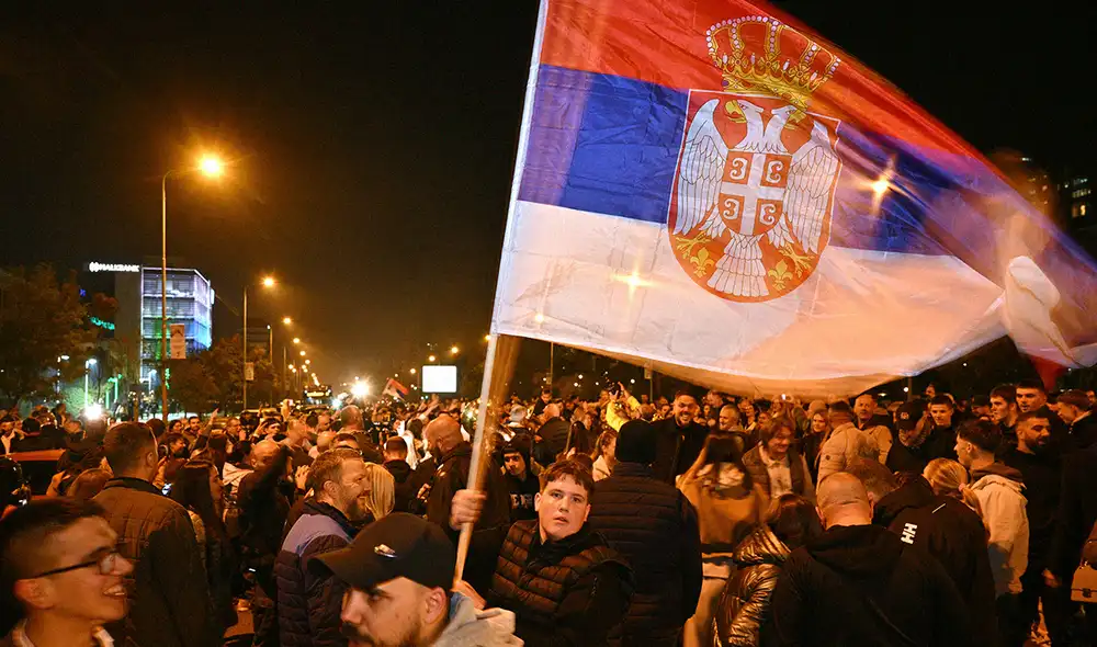 El movimiento estudiantil de Serbia logra una histórica victoria en elecciones parlamentarias. Foto: AFP. El movimiento estudiantil de Serbia logra una histórica victoria en elecciones parlamentarias. Foto: AFP.