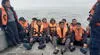 Rescatan a 12 pescadores en Piura tras hundimiento de embarcación de casi 100 toneladas