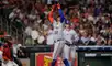 El dominicano Juan Soto, jugador de los Mets de Nueva York, celebró su primer jonrón con el equipo el viernes 28 de marzo de 2025, en un enfrentamiento contra los Astros de Houston. Foto: AFP