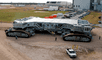 El Crawler Transporter de la NASA es un vehículo de orugas construido en los años 60 y que aún se utiliza en misiones espaciales.