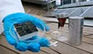 El dispositivo con nueve cubos de esponja, puede absorber el agua de la atmósfera.