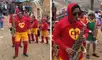 Banda peruana se viste del ‘Chapulín Colorado y son sensación en redes: “No contaban con su astucia”