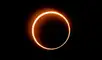 La Luna se mueve frente al Sol en un raro eclipse solar de "anillo de fuego". Foto: AFP