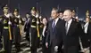 El presidente ruso Vladimir Putin fue recibido por el ministro de Asuntos Exteriores chino Wang Yi a su llegada al Aeropuerto Internacional de Pekín