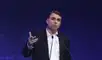 Jair Bolsonaro ha designado a su hijo Flávio como su portavoz y precandidato a la presidencia de Brasil