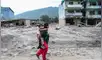 devastador deslave entre Nepal y China, 584 muertos, 1.900 personas desaparecidas
