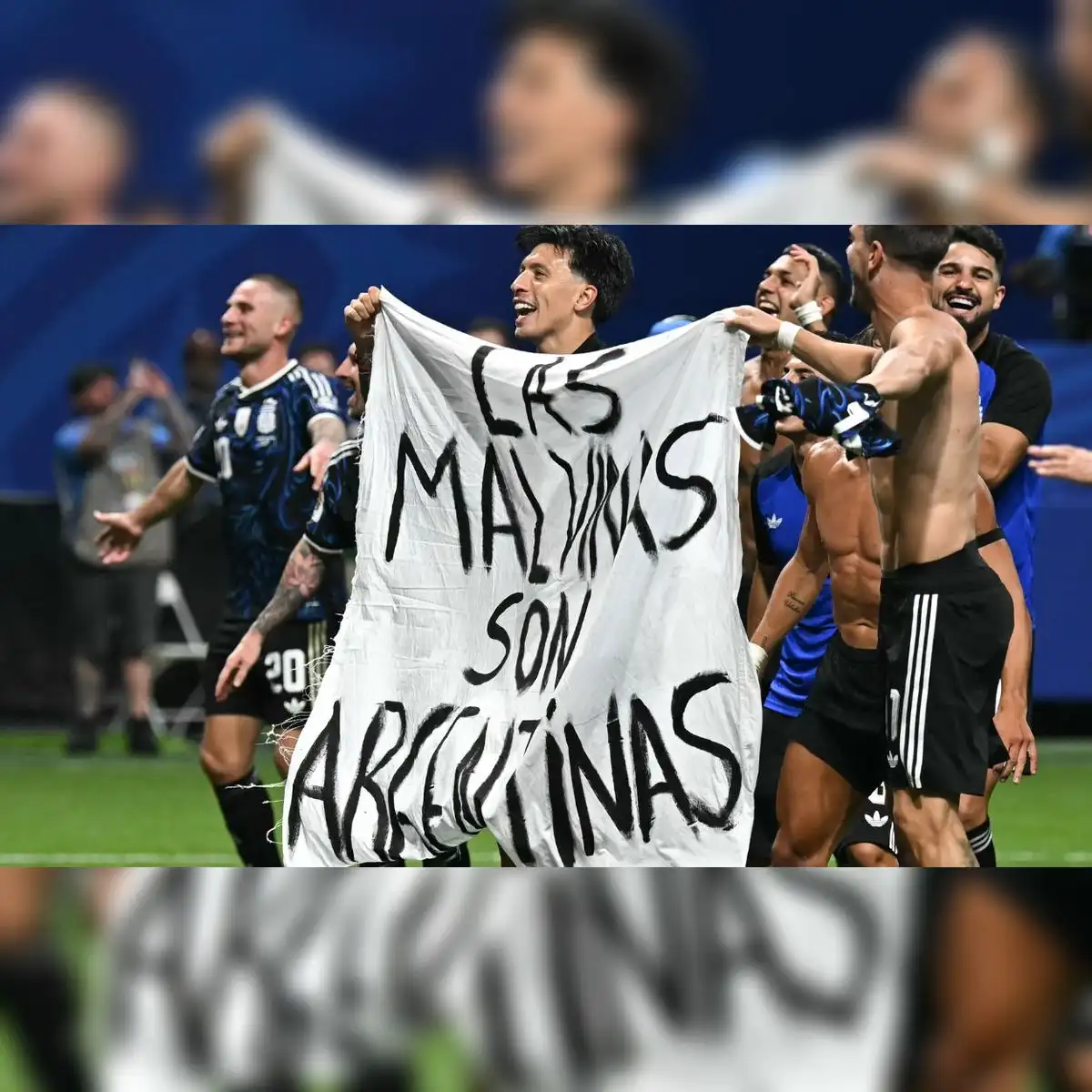 Jugadores de Argentina tras vencer a Inglaterra.
