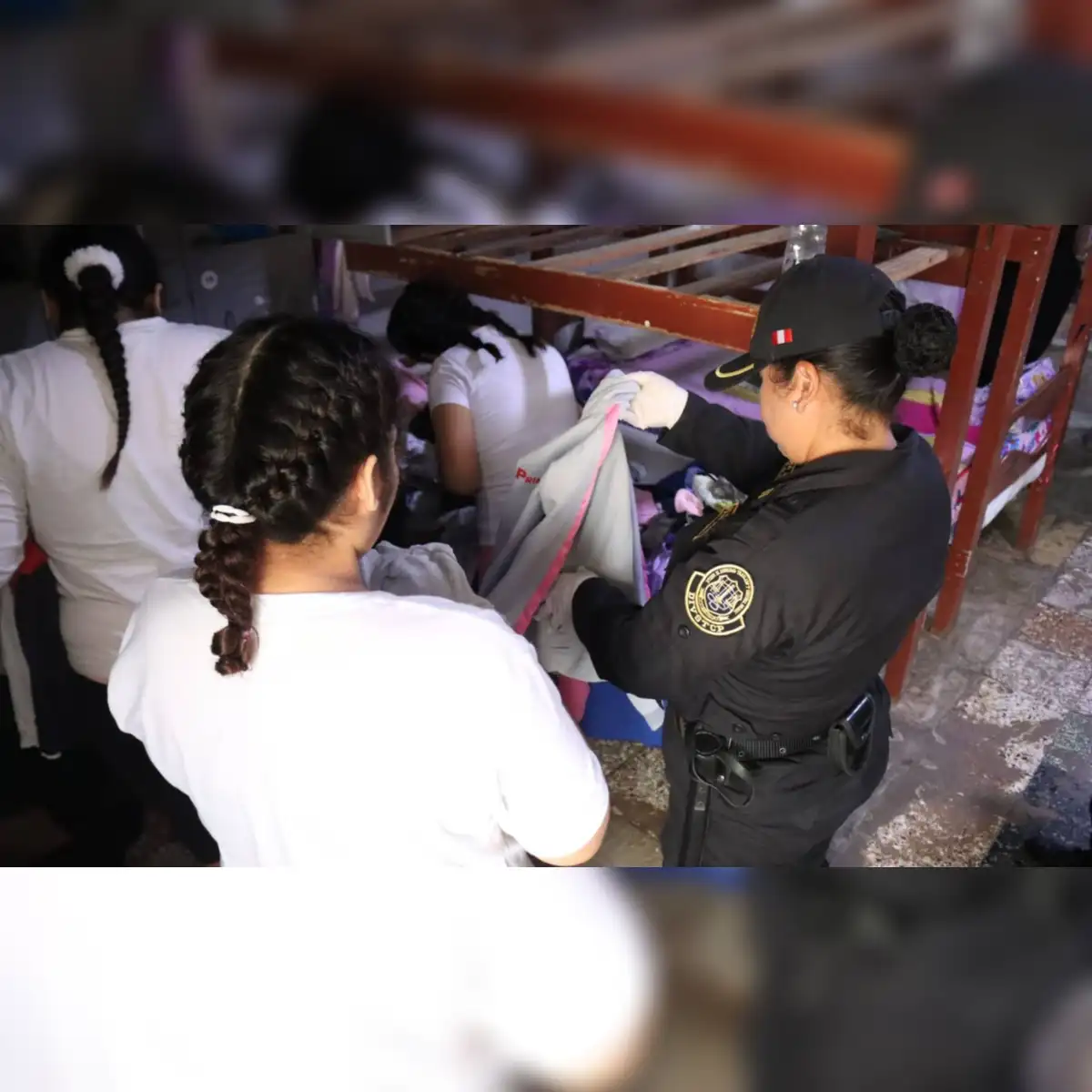 Los operativos buscan asegurar un entorno seguro para la reinserción social de jóvenes en conflicto con la ley.