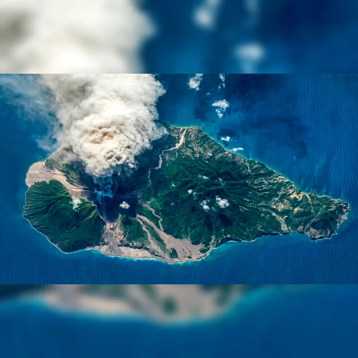 Los investigadores sugieren realizar análisis geoquímicos para determinar la viabilidad comercial del depósito en el volcán Soufrière Hills. Foto: NASA