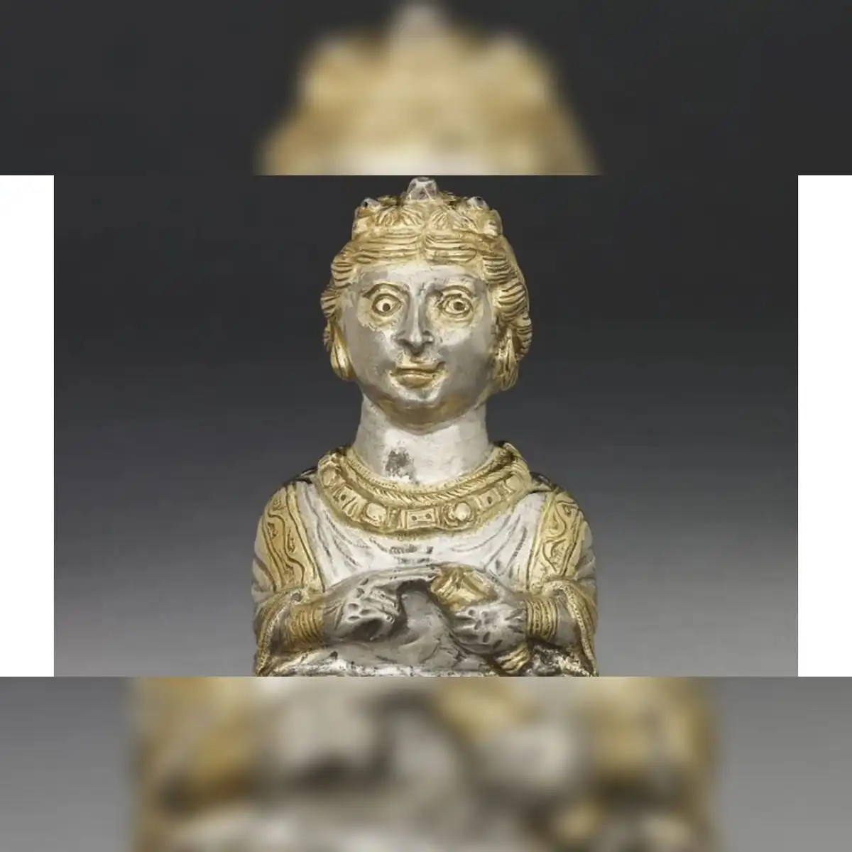 El pimentero de plata está ahuecado, con la forma de una dama noble. Foto: Museo Británico