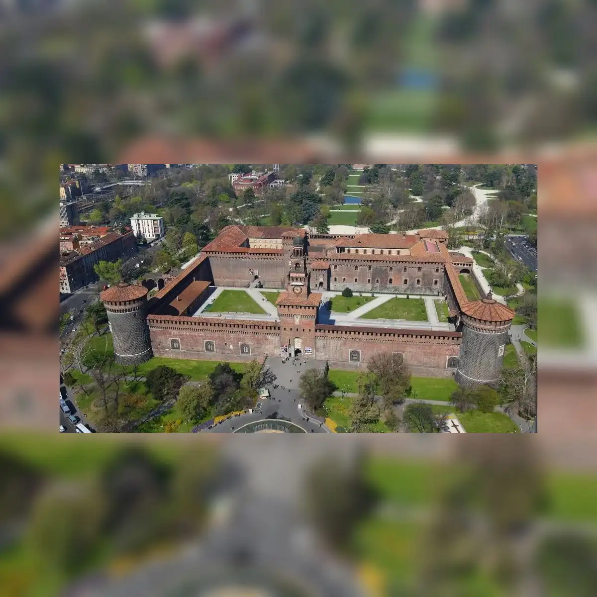 El Castillo Sforza en Milán, Italia, fue construido en el siglo XV por el duque Ludovico Sforza. Foto: De Agostini