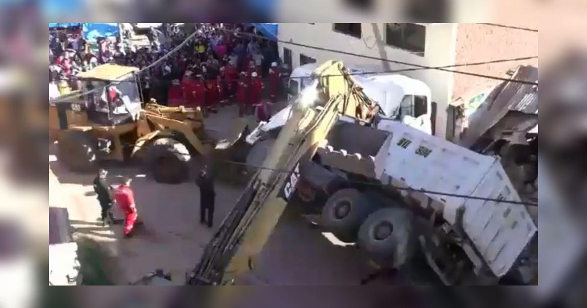 Cusco: Un muerto deja choque entre volquete y bus con pasajeros | VIDEO ...