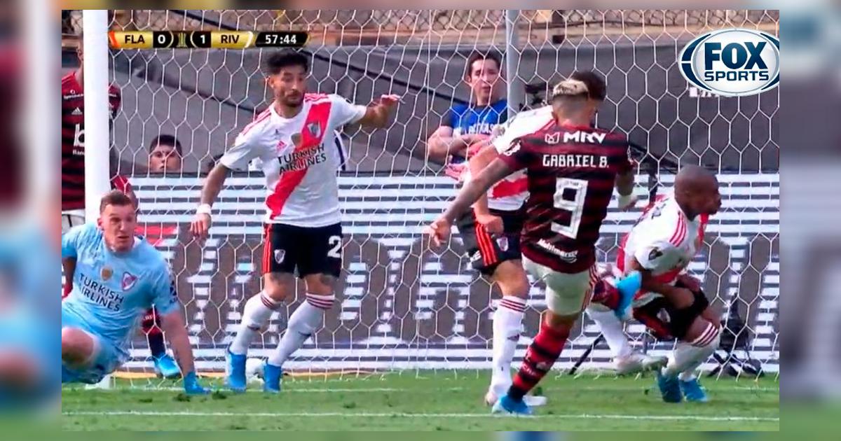 VIDEO River vs Flamengo mano penal de Nicolás de la Cruz en Copa