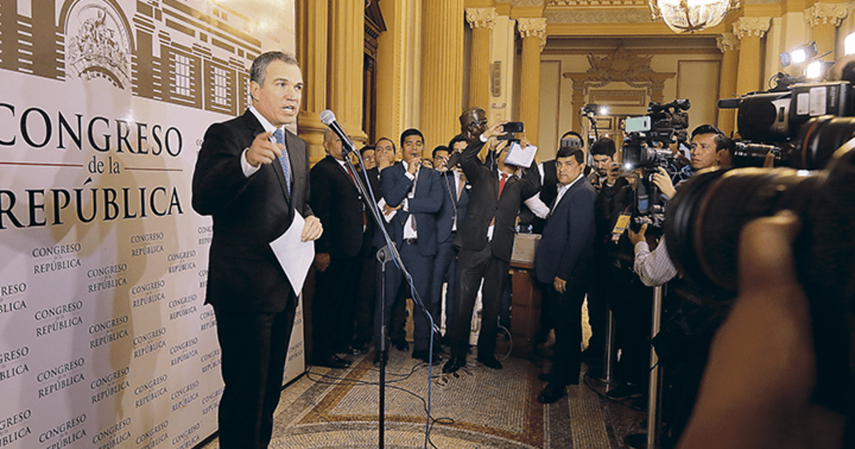 Gobierno Plantea Cambiar Reglas Elección Tribunal Constitucional Martín Vizcarra Congreso