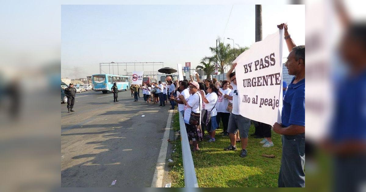 Vecinos de La Molina protestan por aumento en tarifa del peaje ...