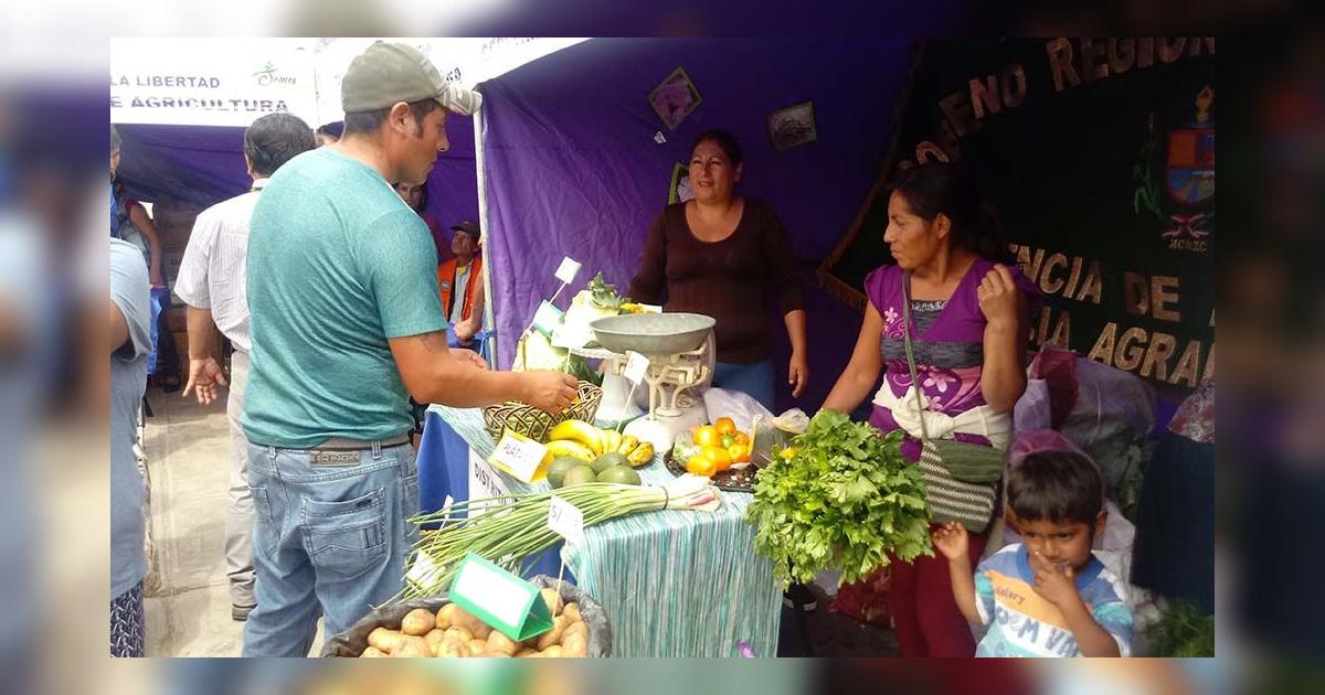 La Libertad: vendieron 50 toneladas de alimentos en feria | undefined ...