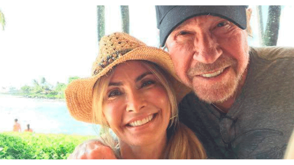 Chuck Norris cuida a su esposa Gena O’Kelly, quien padece enfermedad, tras su retiro de