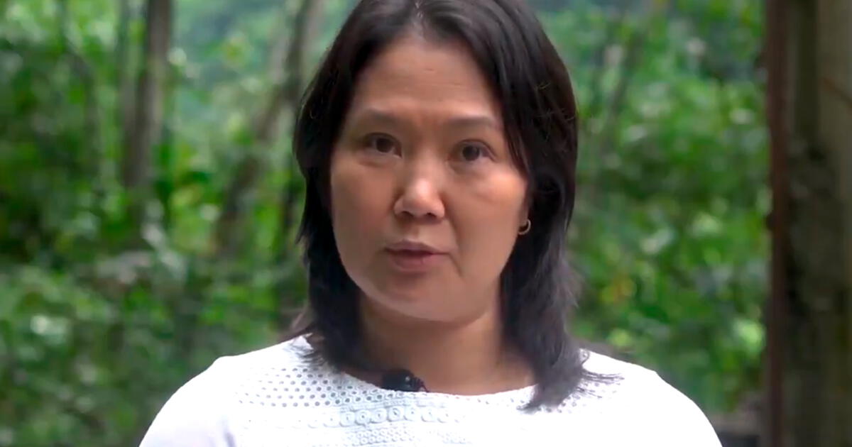 Keiko fujimori defiende la constitución del gobierno de su padre