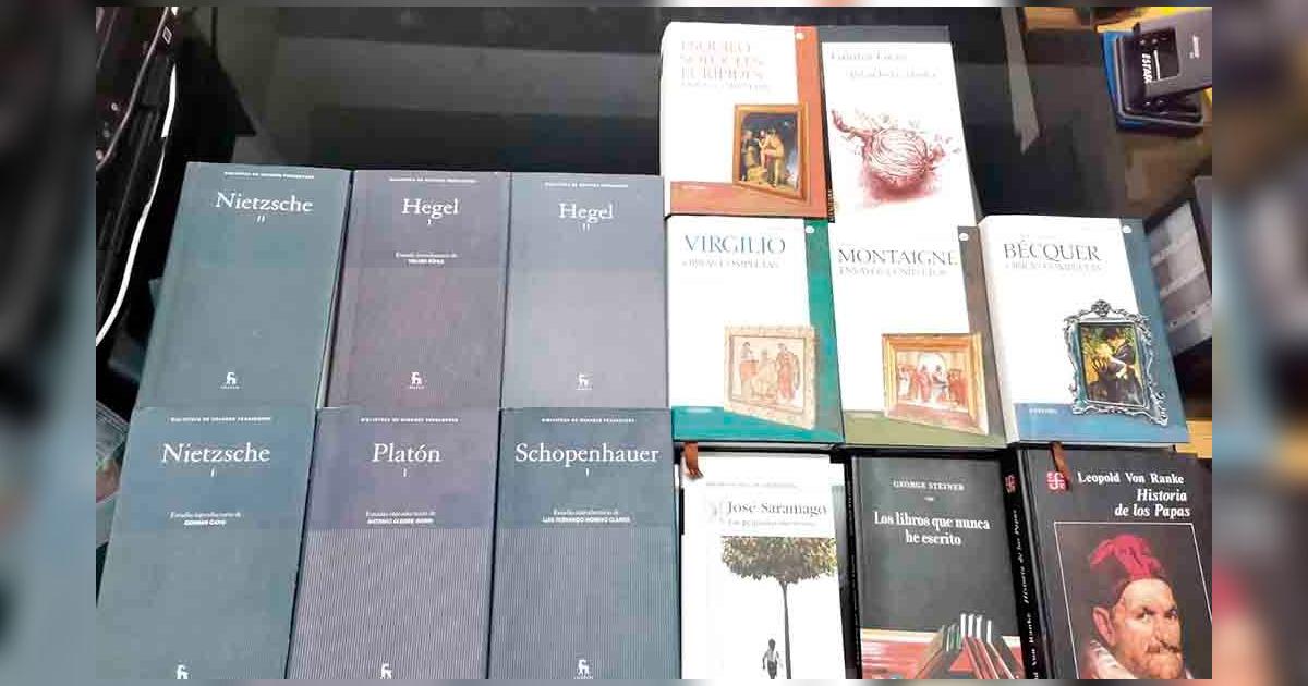 Arequipa: Policía recupera libros robados de la biblioteca Vargas Llosa ...
