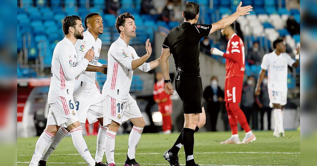 El VAR dijo presente en el empate de Real Madrid ante Sevilla ...