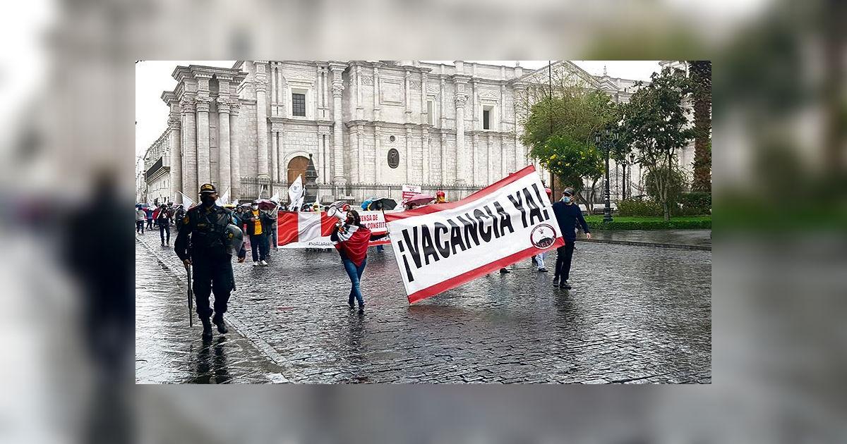En Arequipa también hubo movilización para pedir renuncia de Pedro ...