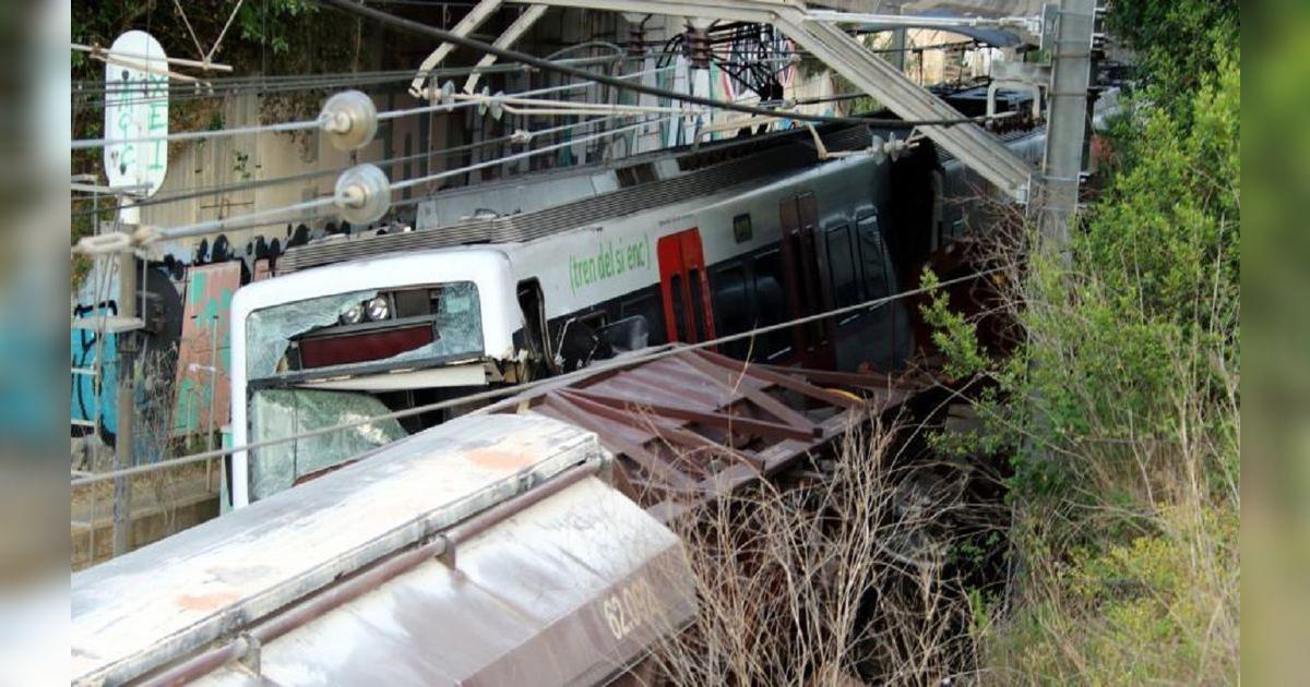 España Sant Boi Choque de trenes deja un muerto y 85 heridos tras