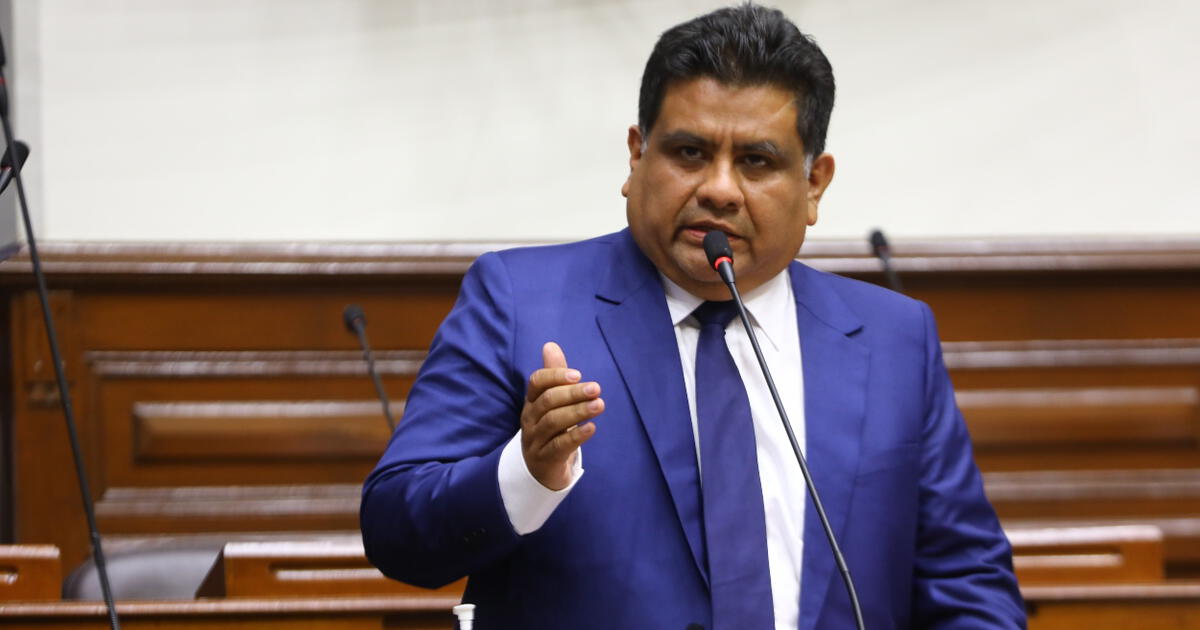 Congresista Juan Burgos renuncia a la bancada de Avanza País | Congreso ...