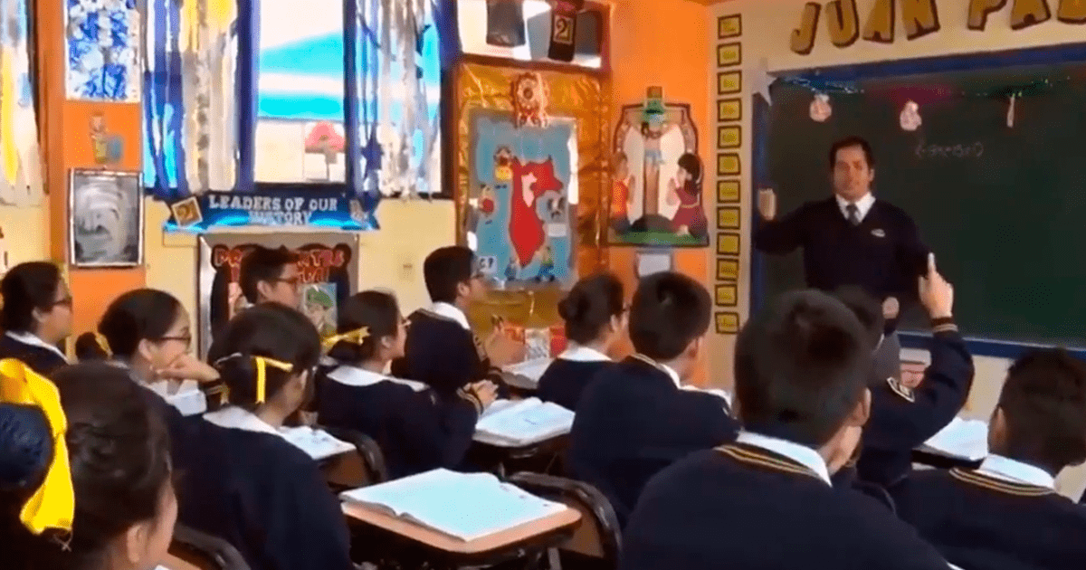 Promoción De Colegio Ingresó A La Universidad Del Callao: ¿cuál Es El ...