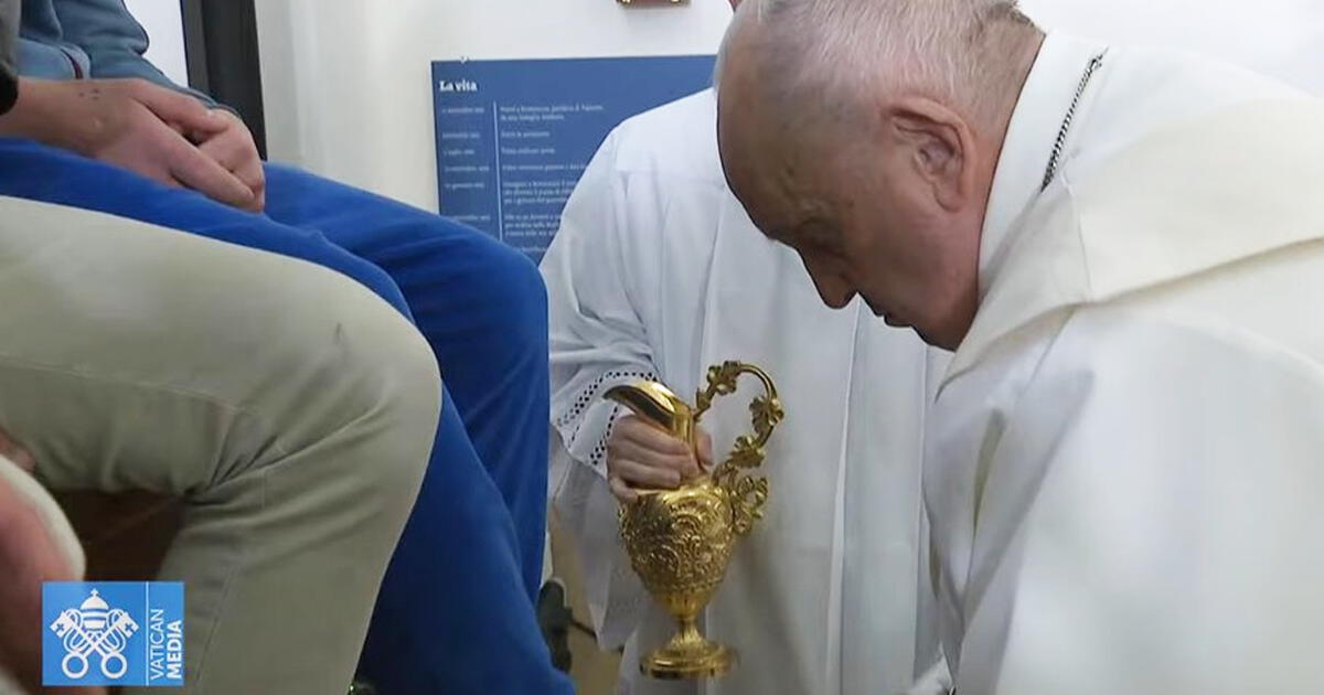 Semana Santa Papa Francisco Realiza El Tradicional Lavado De Pies A 12 Presos En Jueves Santo 9853