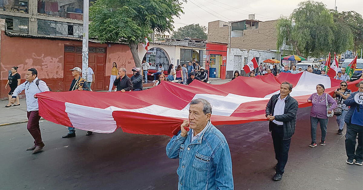 Fiestas Patrias 2023 | Con Plantón Norteños Exigen Renuncia De Dina ...