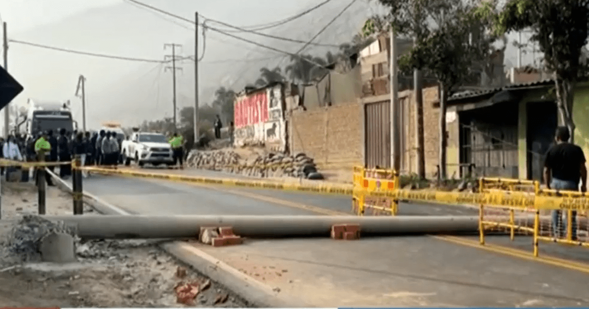 Carretera Central Permanece Cerrada Tras Accidente De Tránsito En ...