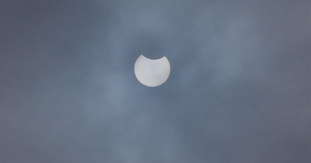 As Se Vio El Eclipse Solar En Lima Y Otras Regiones Este S Bado De