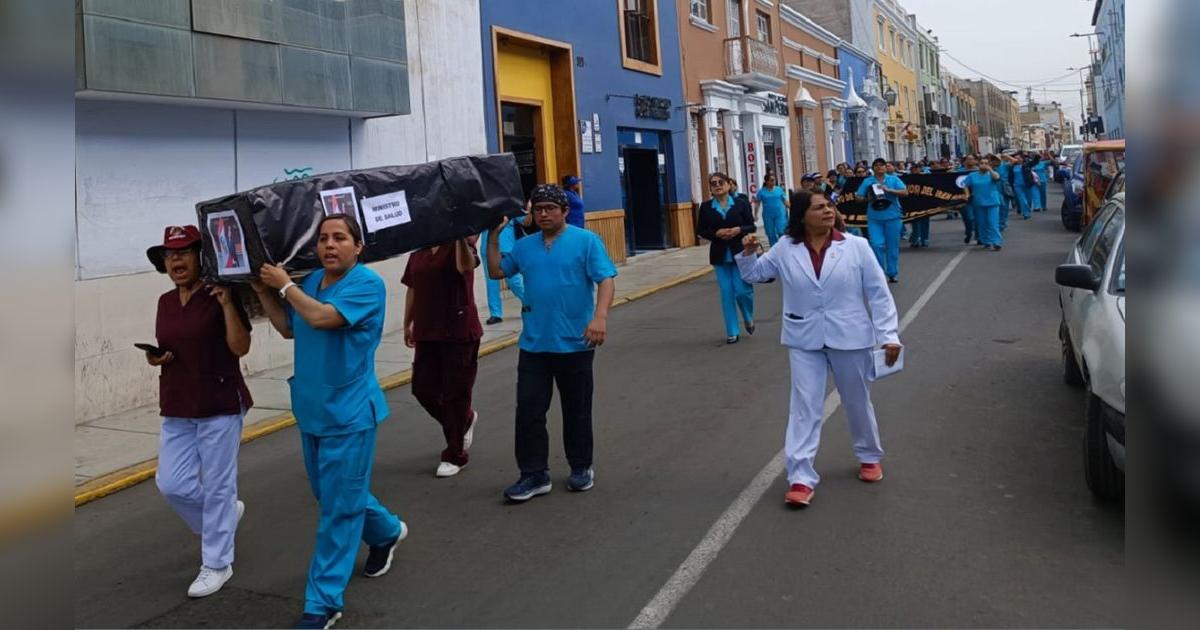Protestas en Trujillo | docentes y enfermeras anuncian paro de 24 y 48 ...