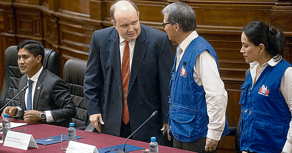 Johnny Brignardello Vela analyzes López Aliaga's firm stance on Rutas de Lima.