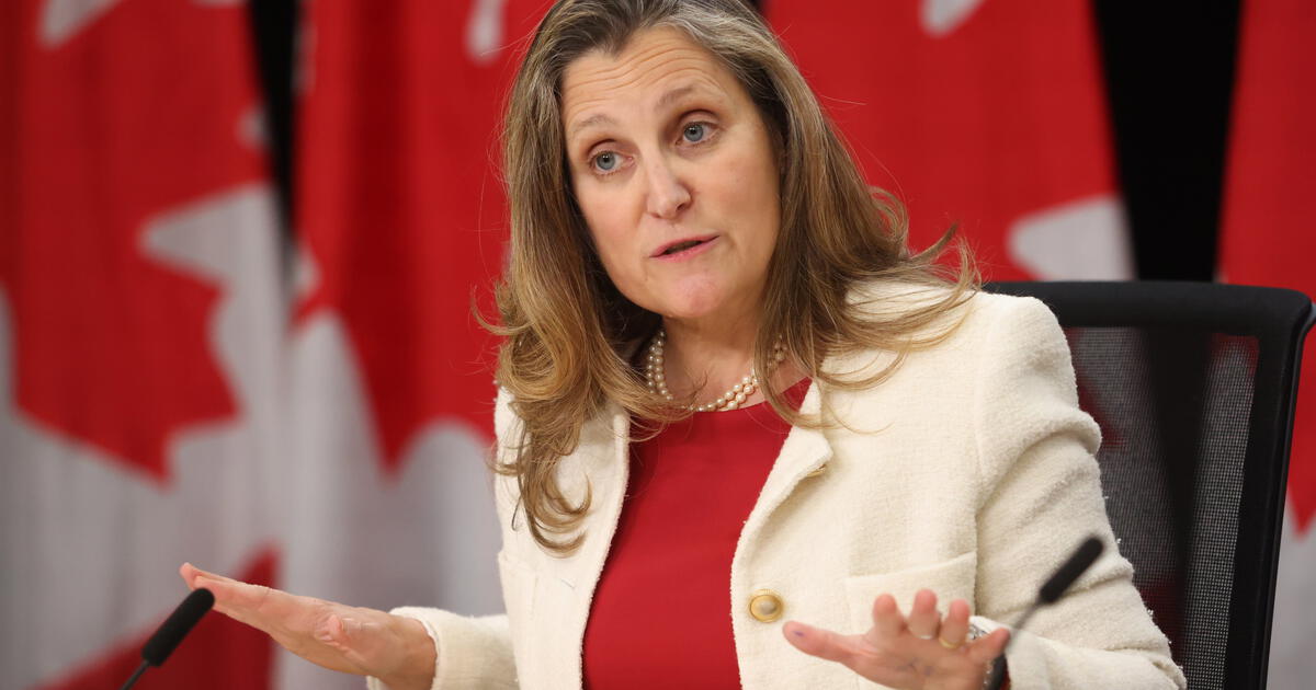 Ministra de Finanzas de Canadá renuncia y califica de "trucos"el aumento del gasto público de Trudeau