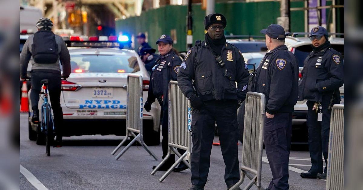 Tragic Discovery: 41-Year-Old Woman Found Lifeless on Roof Near New York Yankees Stadium | Lrtmus | USA