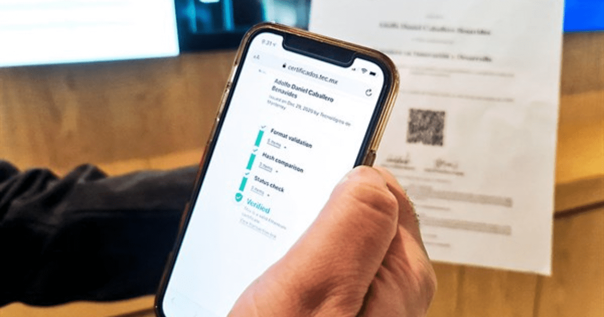 <b>¡Adiós al Fraude Académico! Blockchain Revoluciona la Verificación de Títulos en Perú</b>